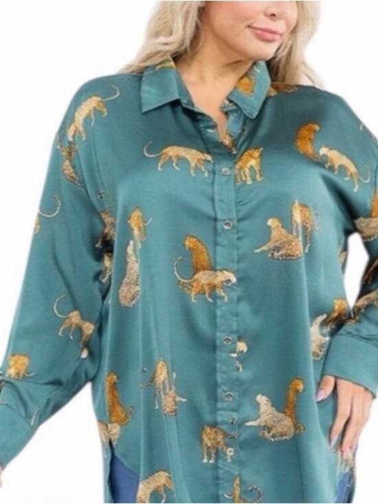 entro Tops - Entro blouse buttondown leopard jaguar oversized teal fabric tan silhouettes